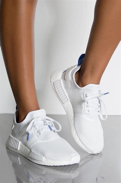 adidas nmd r1 women's white